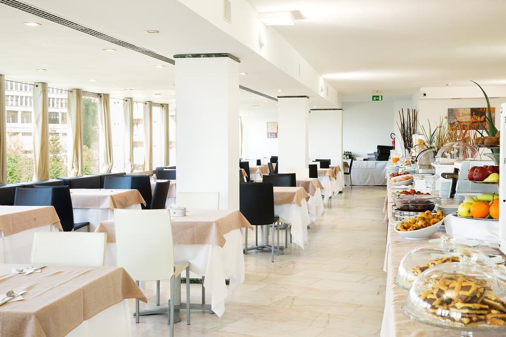 Mediterraneo Palace Hotel Ragusa Exterior photo