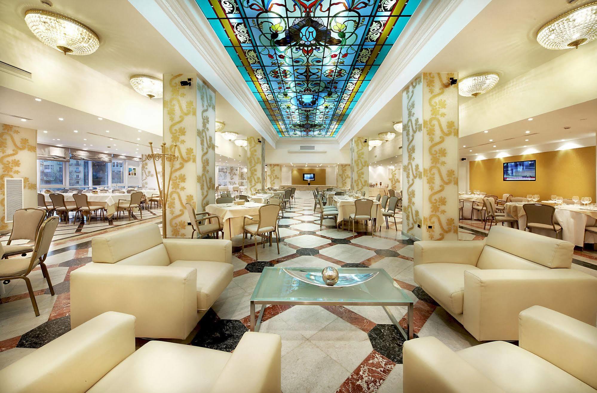 Mediterraneo Palace Hotel Ragusa Exterior photo